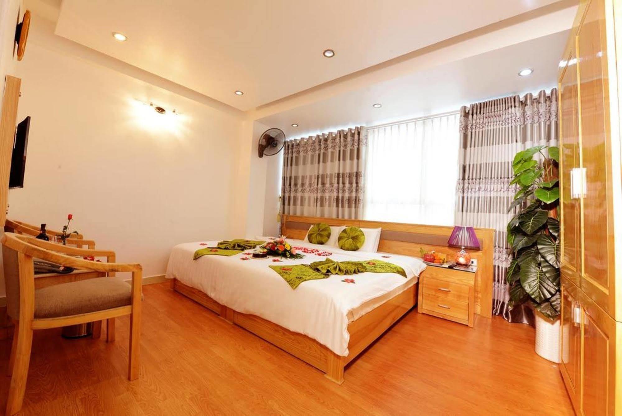 Blue 29 Hotel Hanoi Bagian luar foto