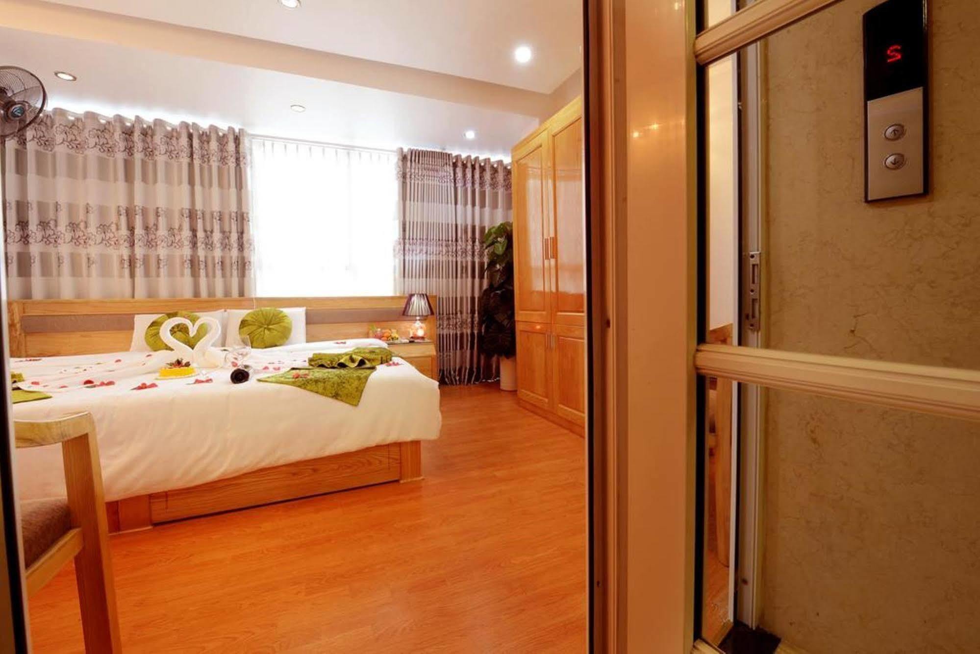 Blue 29 Hotel Hanoi Bagian luar foto